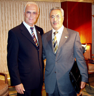 Franz Beckenbauer auf Besuch in Riad kurz vor der WM 2006 